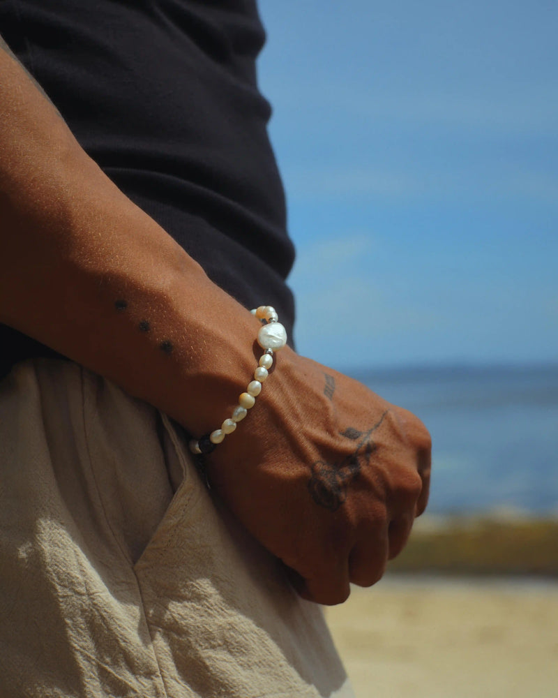 Men's Pearl Bracelet with Big Coin Pearl