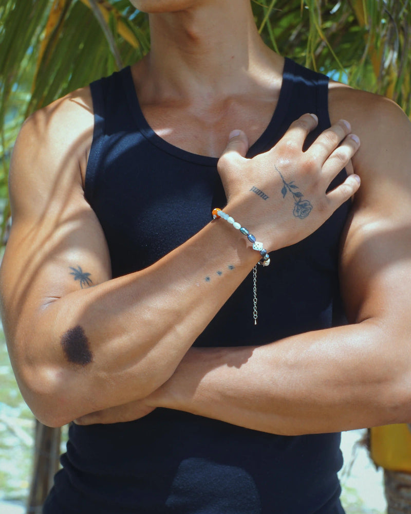 Men's Pearl Bracelet with Black Pearls and Dice