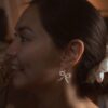 Earrings with pearl bows