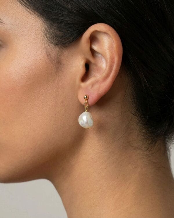SINGLE BAROQUE 3 Single Baroque Earrings