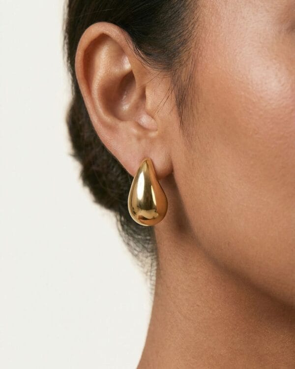 Noor Gold Stud Earrings