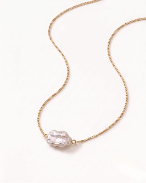 Mila Necklace