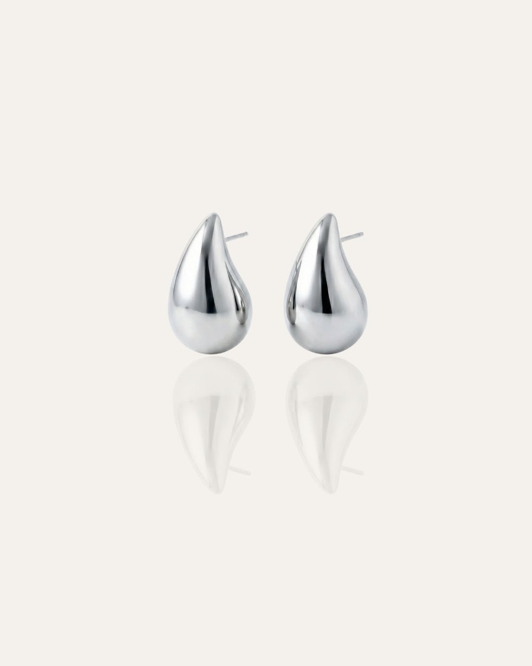 140 Noor Silver Stud Earrings