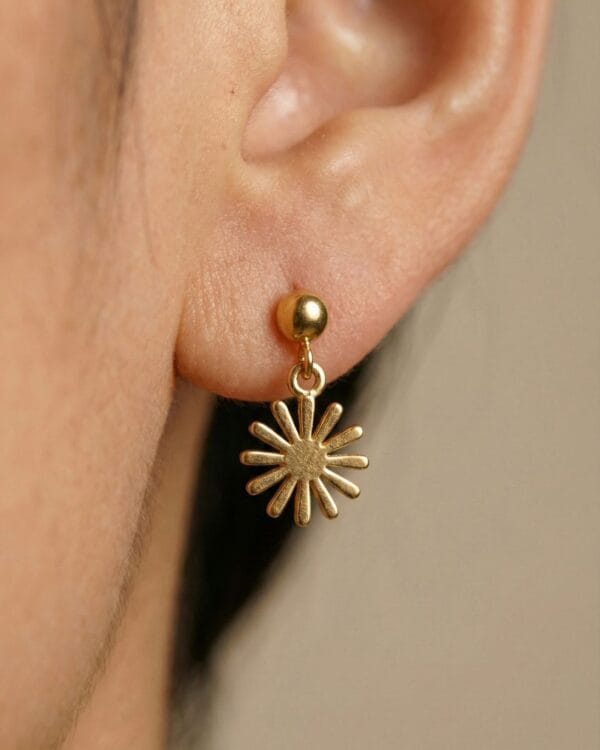 Daisy Earrings