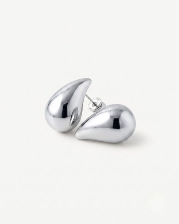 Noor Silver Stud Earrings