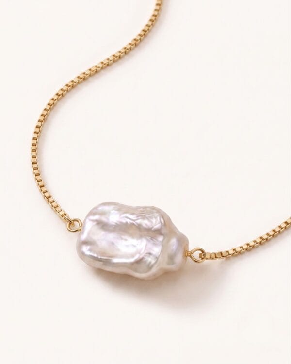 Mila Necklace